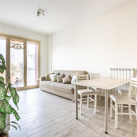 Urban Retreat -Private Parking+Terrace Lejlighed Rom Eksteriør billede